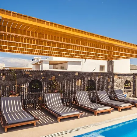 Hotel Cyclades Karterados (Santorini)